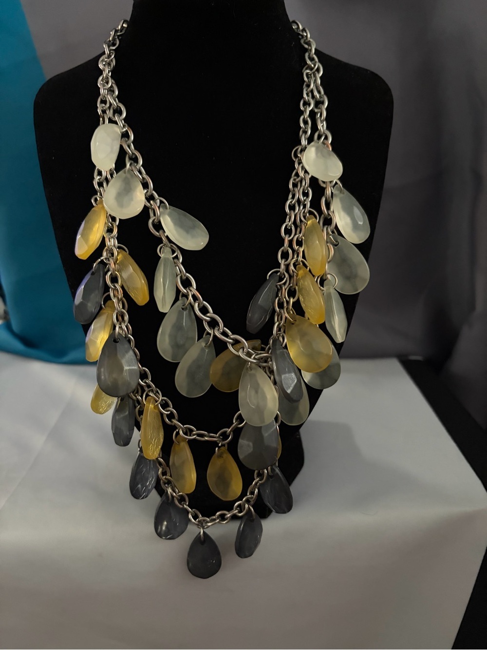 Multi-Strand Teardrop Necklace - Yellow & Gray